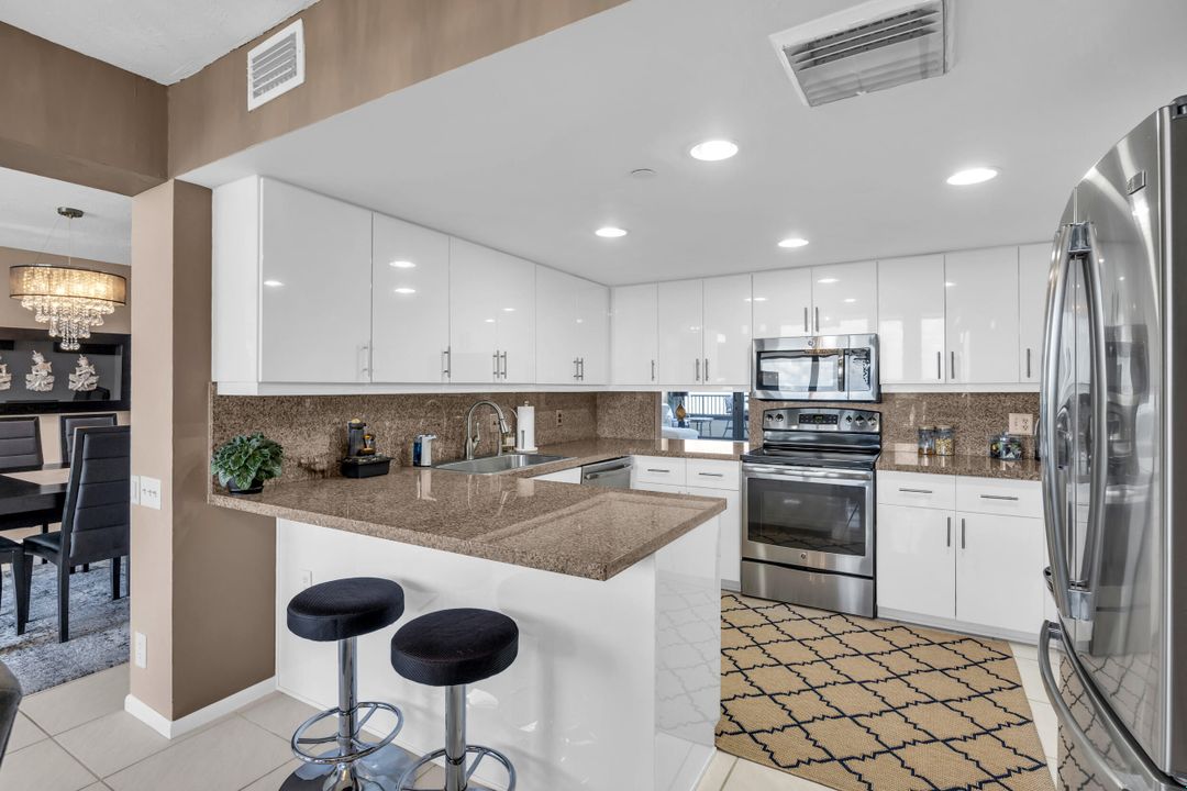 For Sale: $2,200,000 (3 beds, 3 baths, 2554 Square Feet)