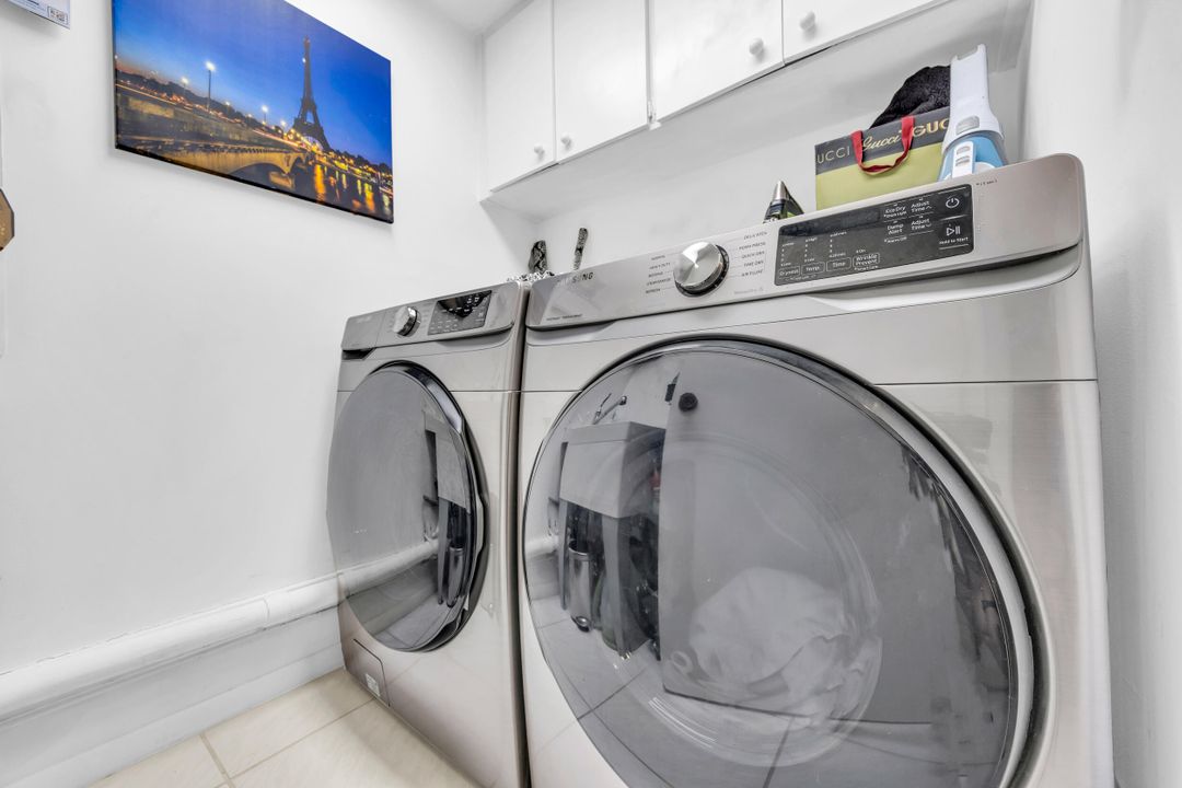 For Sale: $2,200,000 (3 beds, 3 baths, 2554 Square Feet)