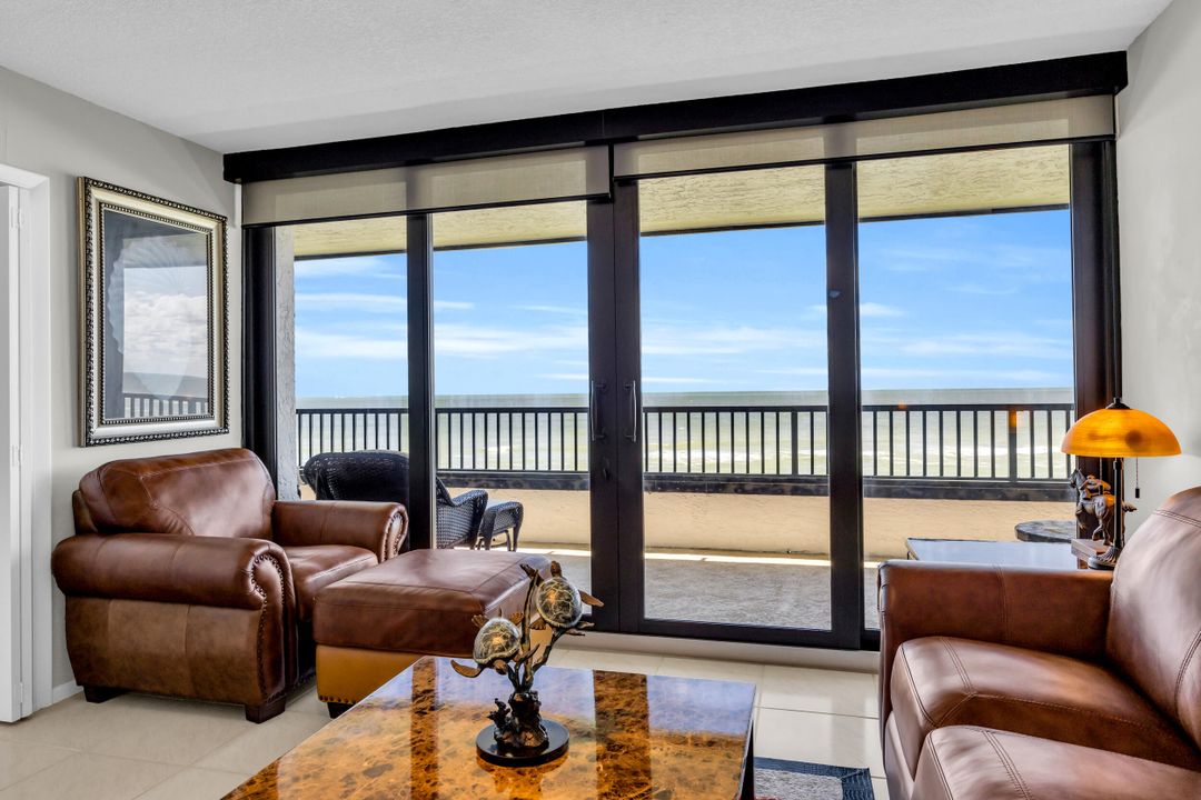 For Sale: $2,200,000 (3 beds, 3 baths, 2554 Square Feet)