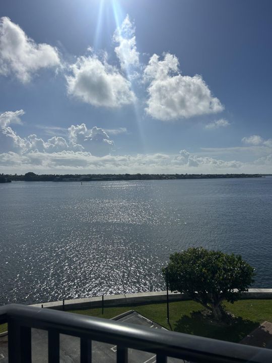 En Venta: $1,300,000 (2 camas, 2 baños, 1247 Pies cuadrados)