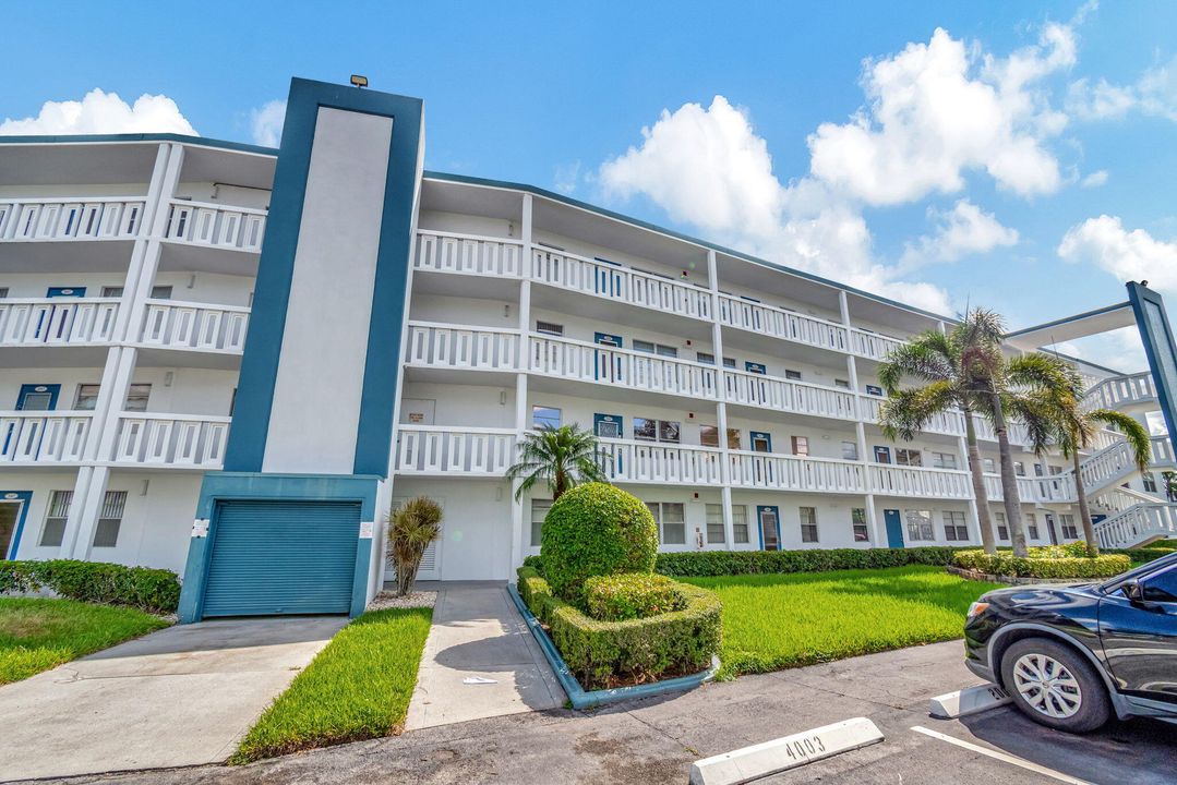 Recently Sold: $98,500 (2 beds, 1 baths, 861 Square Feet)