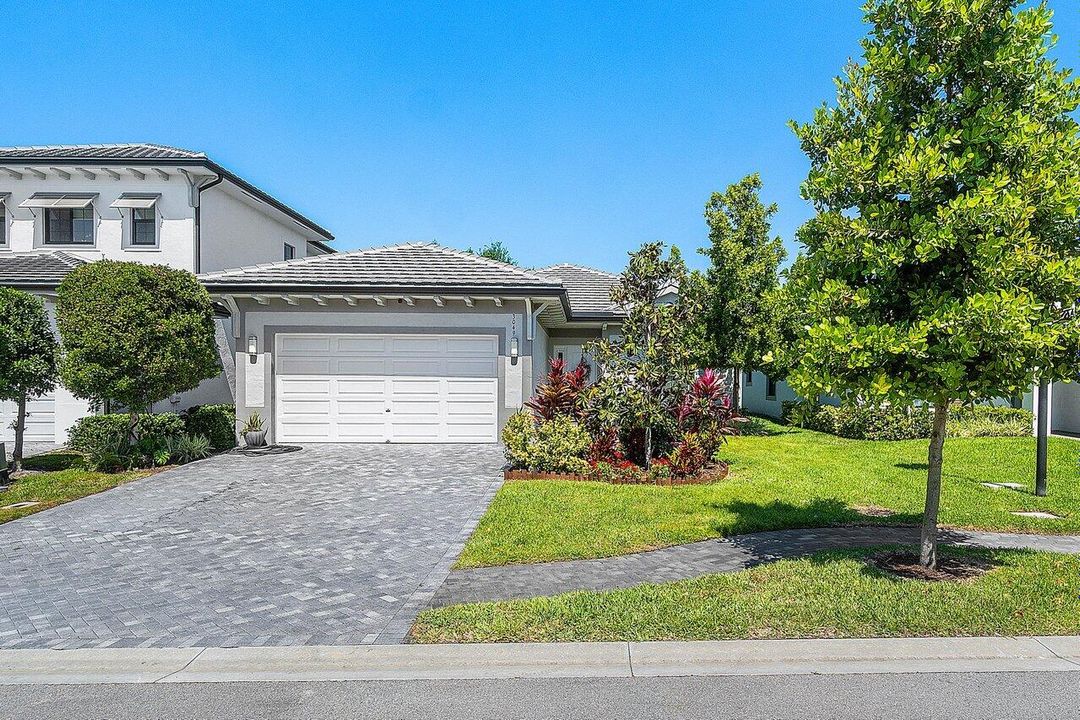 待售: $1,325,000 (3 贝兹, 3 浴室, 2125 平方英尺)