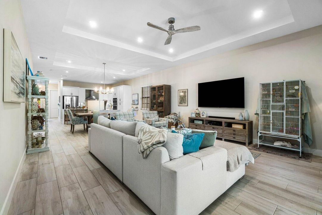 待售: $1,325,000 (3 贝兹, 3 浴室, 2125 平方英尺)