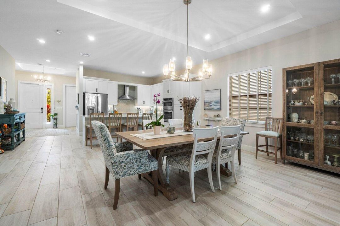 待售: $1,325,000 (3 贝兹, 3 浴室, 2125 平方英尺)