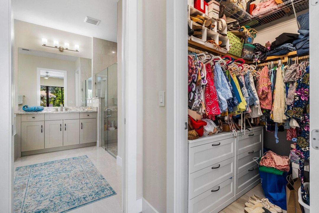 待售: $1,325,000 (3 贝兹, 3 浴室, 2125 平方英尺)