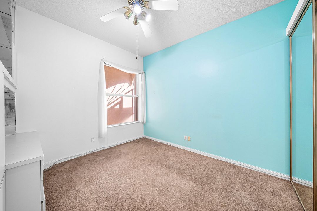 For Sale: $625,000 (3 beds, 2 baths, 1973 Square Feet)