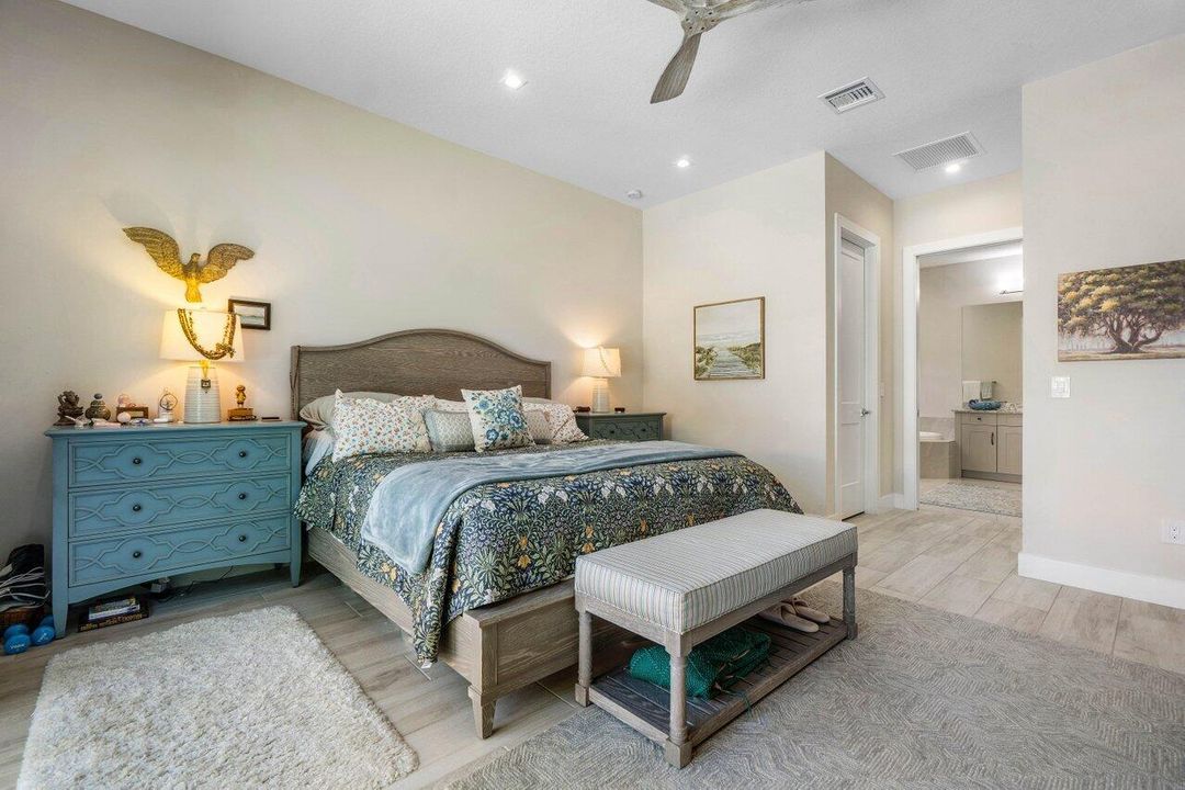 待售: $1,325,000 (3 贝兹, 3 浴室, 2125 平方英尺)