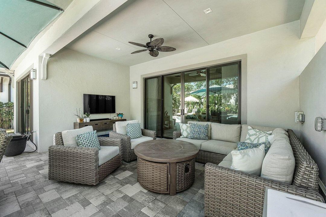 待售: $1,325,000 (3 贝兹, 3 浴室, 2125 平方英尺)