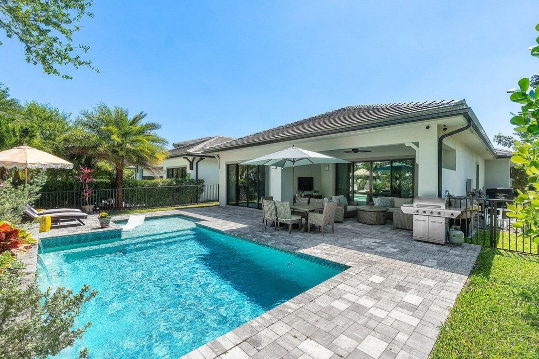 待售: $1,325,000 (3 贝兹, 3 浴室, 2125 平方英尺)