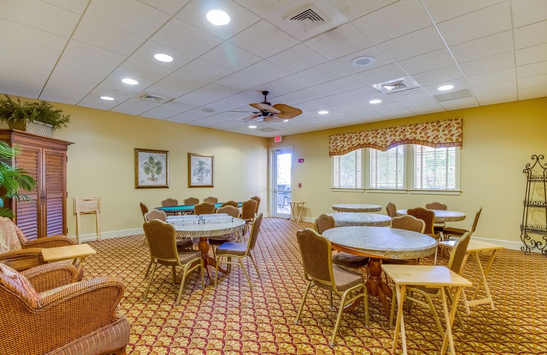 В аренду: $1,095 (1 спален, 1 ванн, 400 Квадратных фут)