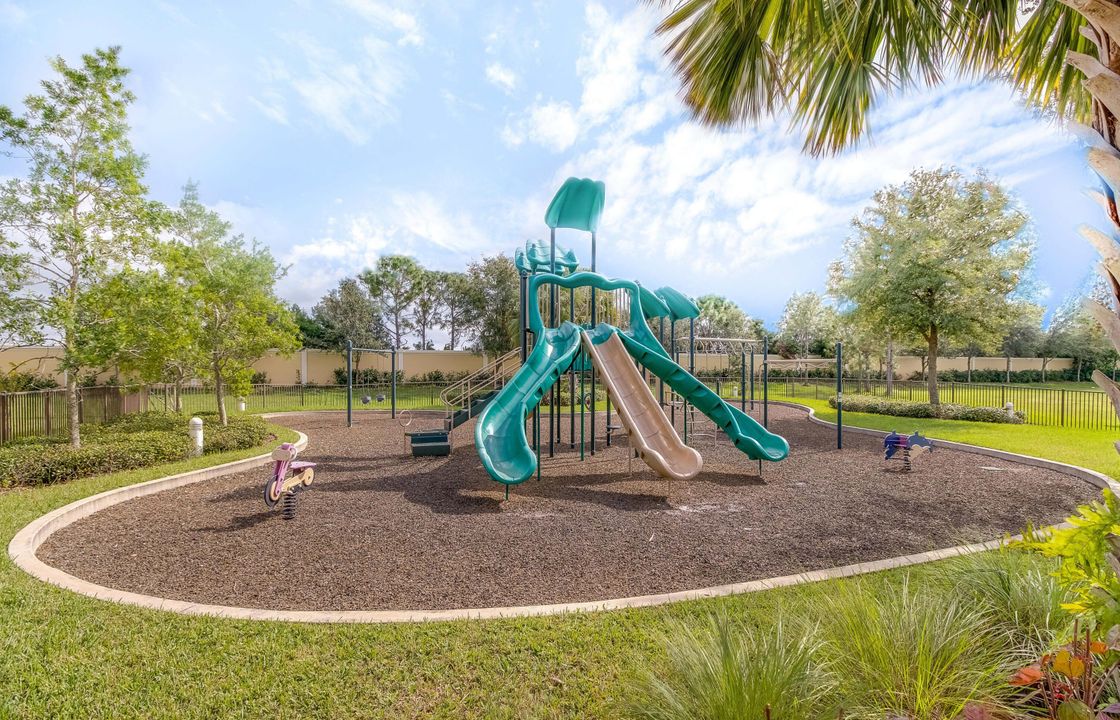 В аренду: $1,095 (1 спален, 1 ванн, 400 Квадратных фут)