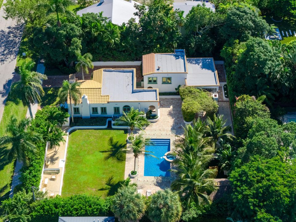 En Venta: $3,495,000 (3 camas, 3 baños, 2499 Pies cuadrados)