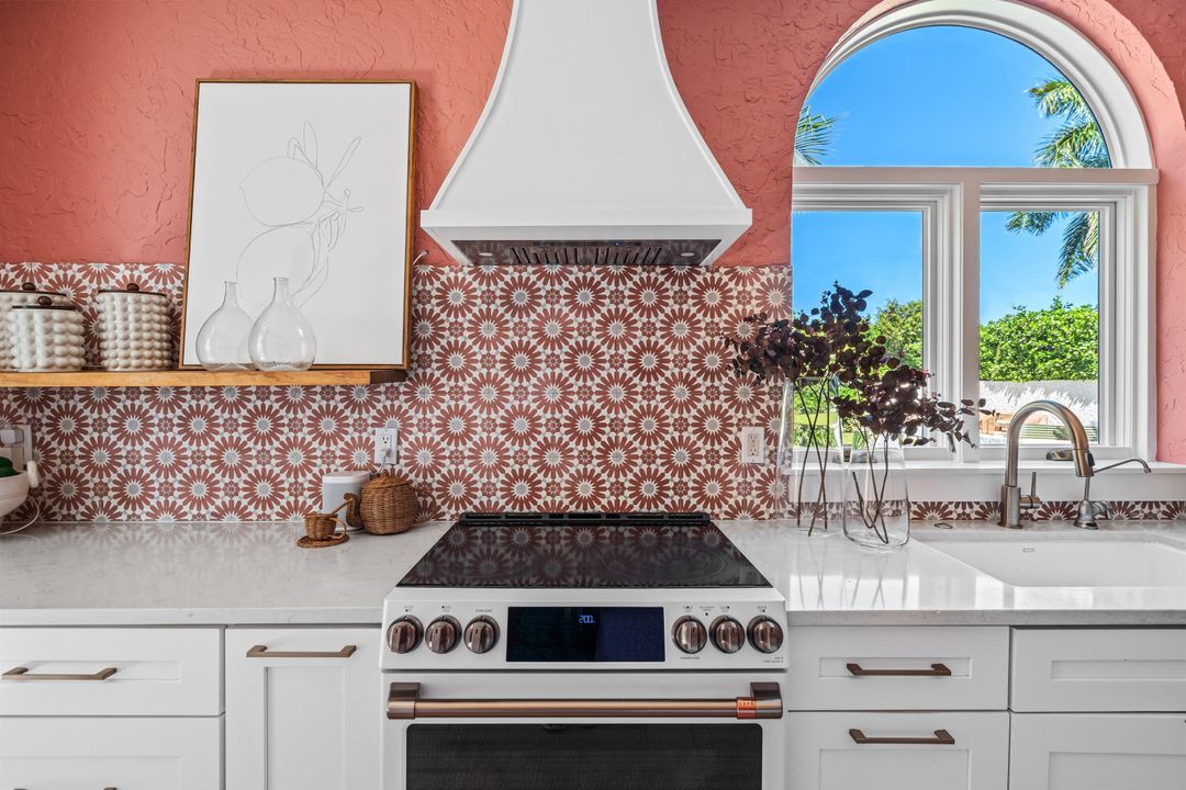 En Venta: $3,495,000 (3 camas, 3 baños, 2499 Pies cuadrados)