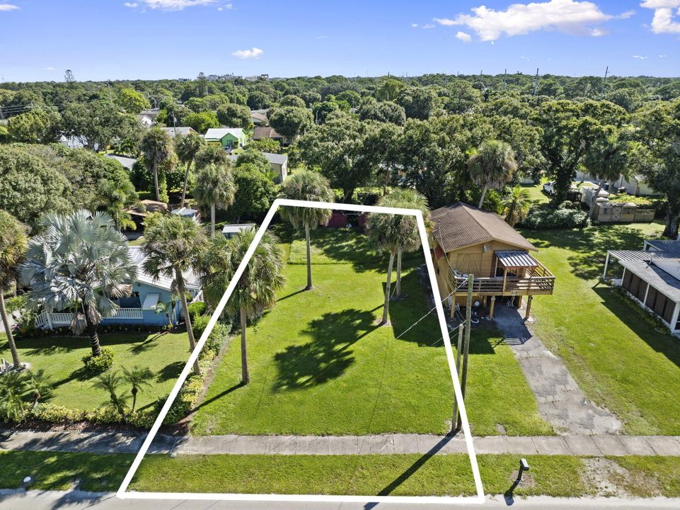 合同活跃: $35,000 (0 贝兹, 0 浴室, 0 平方英尺)