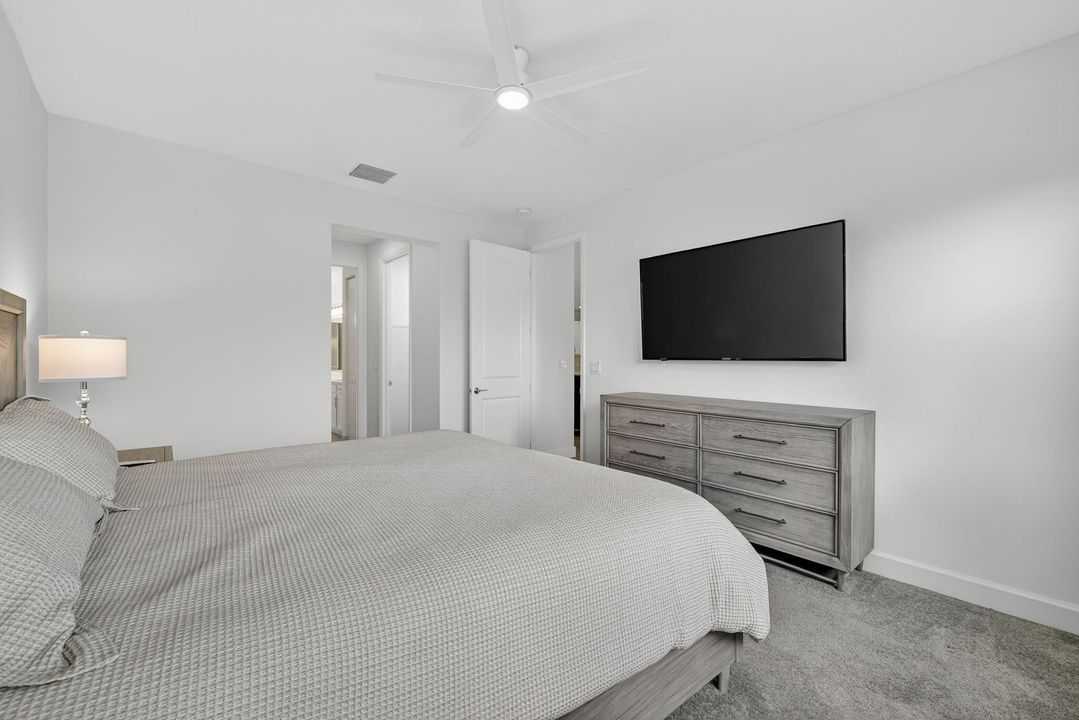 В аренду: $3,400 (2 спален, 2 ванн, 1752 Квадратных фут)