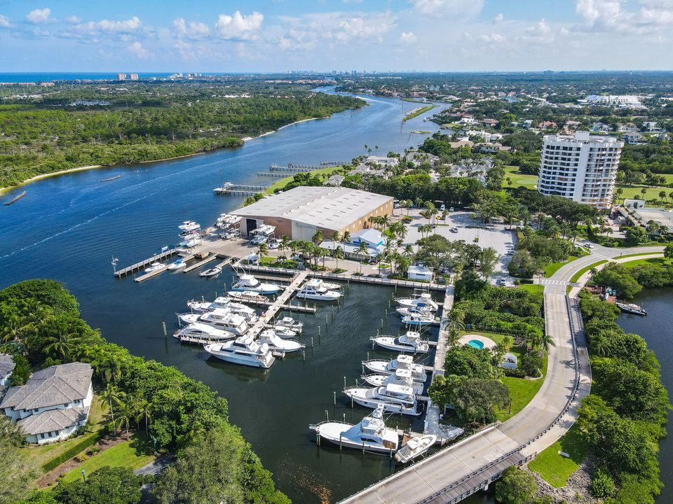 Active With Contract: $7,500 (2 beds, 2 baths, 1763 Square Feet)