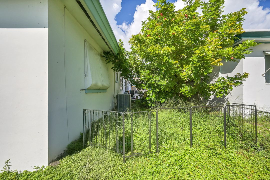 For Sale: $460,000 (3 beds, 2 baths, 1575 Square Feet)