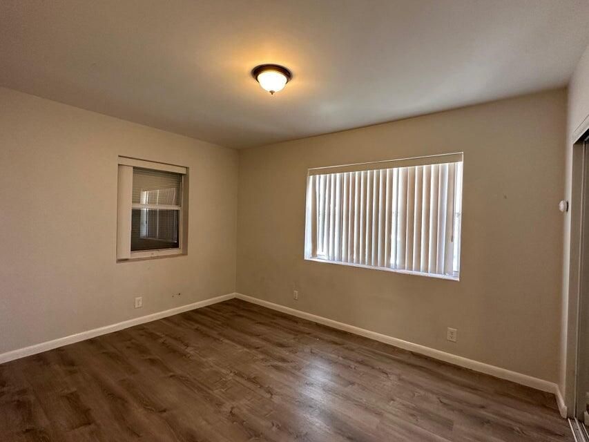 For Sale: $460,000 (3 beds, 2 baths, 1575 Square Feet)