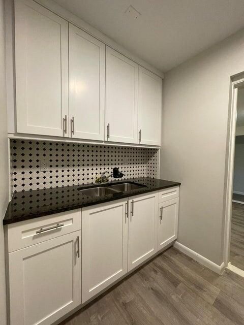 For Sale: $460,000 (3 beds, 2 baths, 1575 Square Feet)