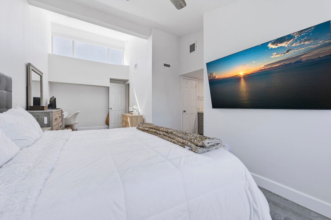 合同活跃: $350,000 (2 贝兹, 2 浴室, 1412 平方英尺)