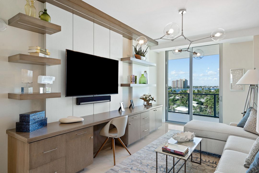 For Sale: $3,595,000 (2 beds, 2 baths, 2525 Square Feet)