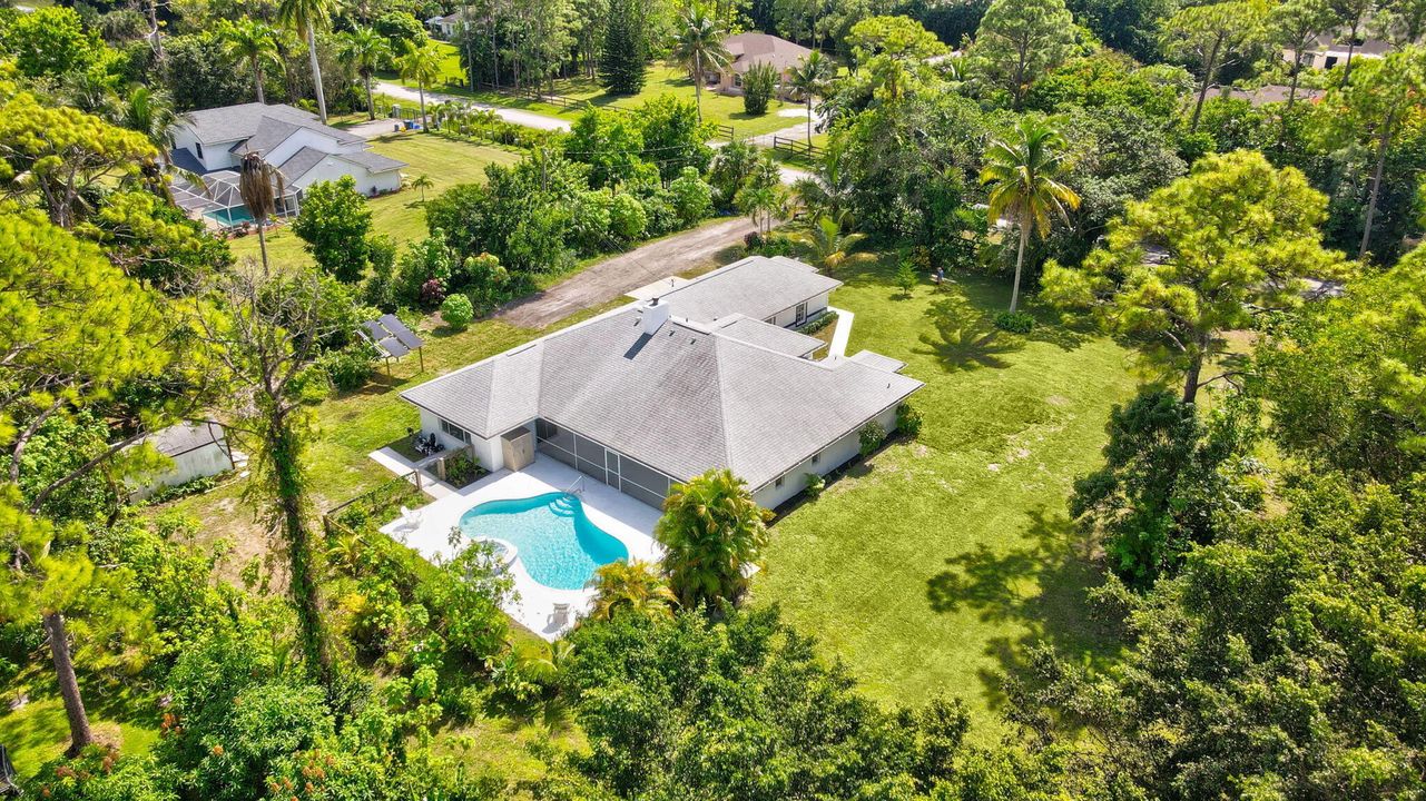 For Sale: $949,900 (4 beds, 2 baths, 2801 Square Feet)