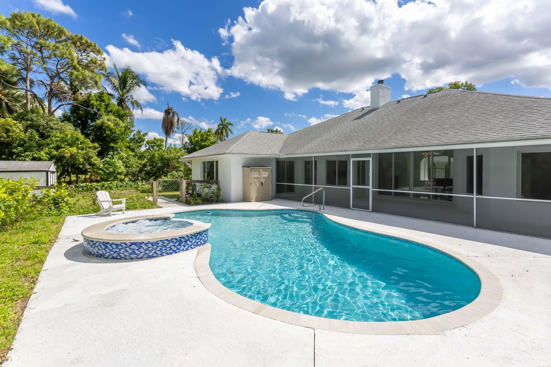 For Sale: $949,900 (4 beds, 2 baths, 2801 Square Feet)