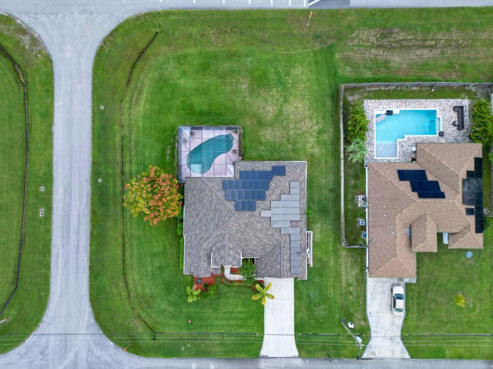 待售: $530,000 (3 贝兹, 2 浴室, 2016 平方英尺)