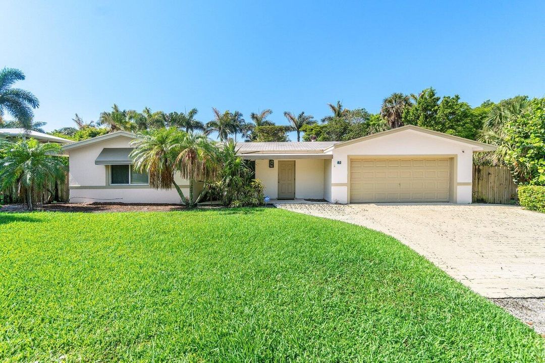 Active With Contract: $1,450,000 (3 beds, 2 baths, 1768 Square Feet)