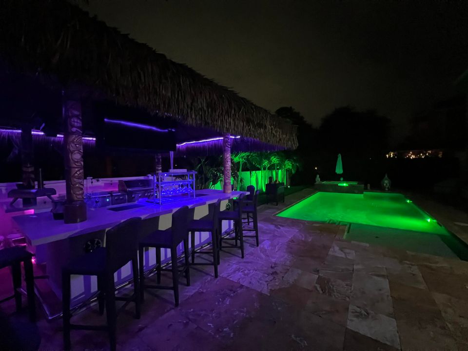 待售: $895,000 (5 贝兹, 3 浴室, 3496 平方英尺)