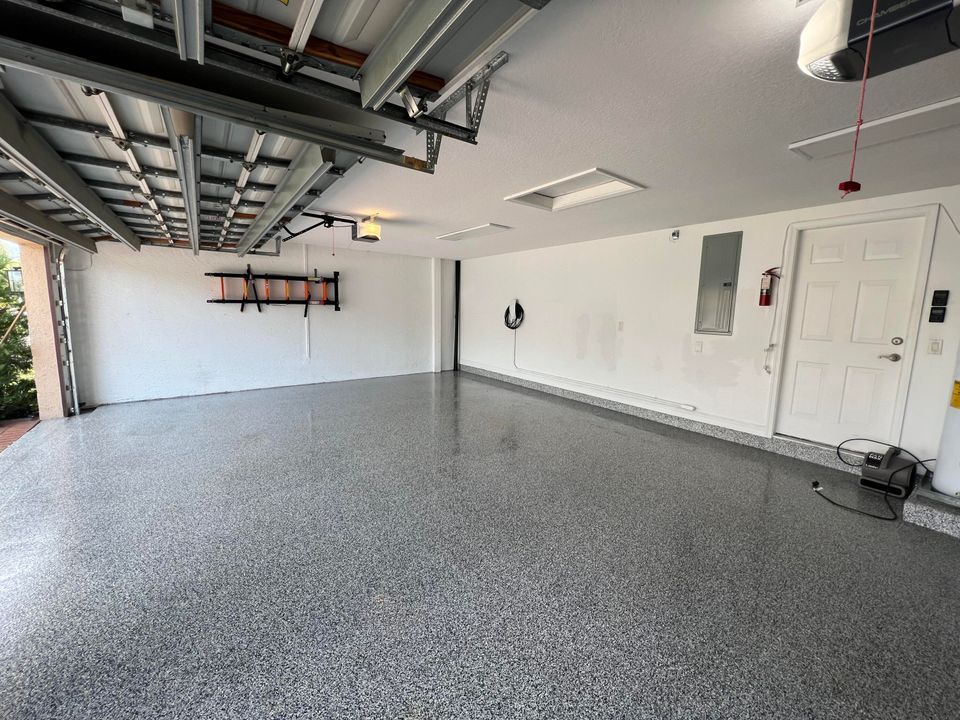 待售: $895,000 (5 贝兹, 3 浴室, 3496 平方英尺)