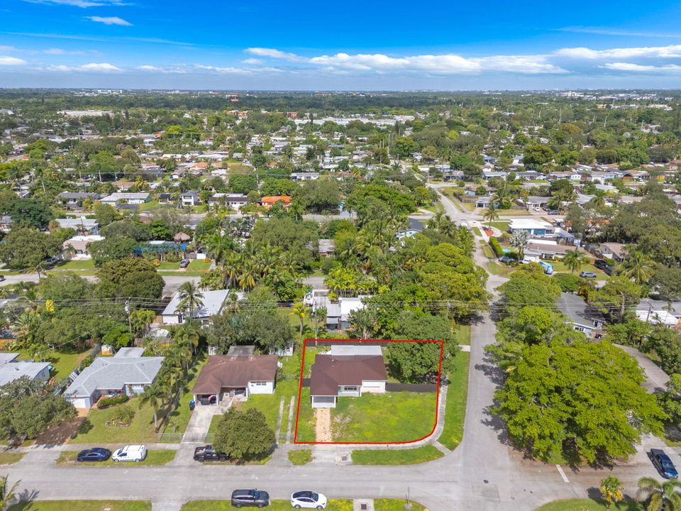 For Sale: $520,000 (2 beds, 2 baths, 1463 Square Feet)