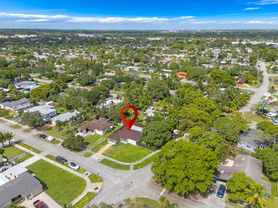 For Sale: $520,000 (2 beds, 2 baths, 1463 Square Feet)