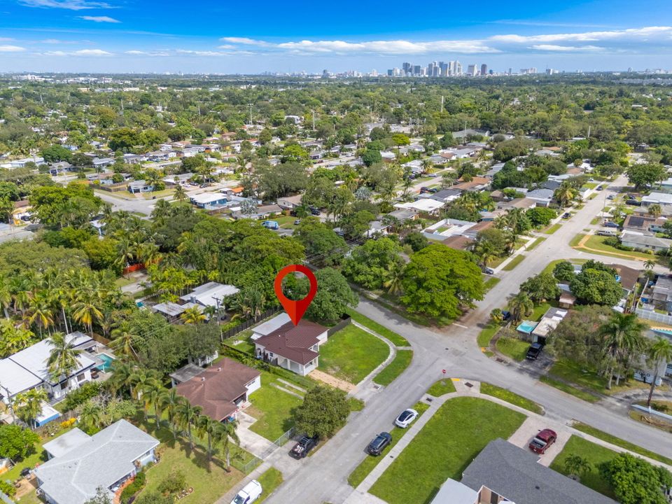 For Sale: $520,000 (2 beds, 2 baths, 1463 Square Feet)