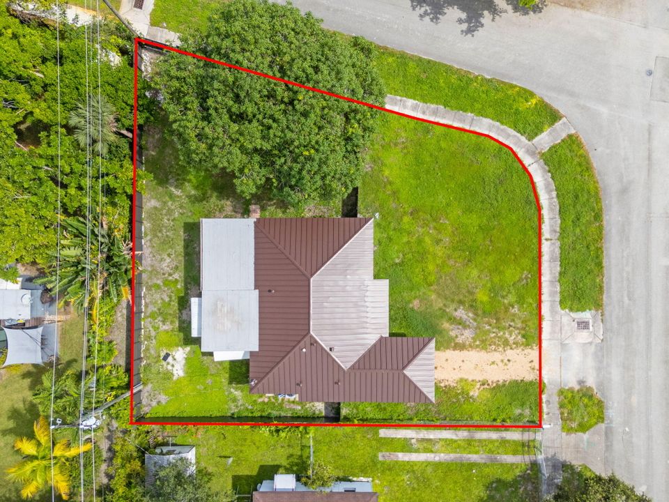 For Sale: $520,000 (2 beds, 2 baths, 1463 Square Feet)