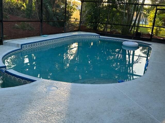 For Sale: $399,900 (4 beds, 3 baths, 2072 Square Feet)