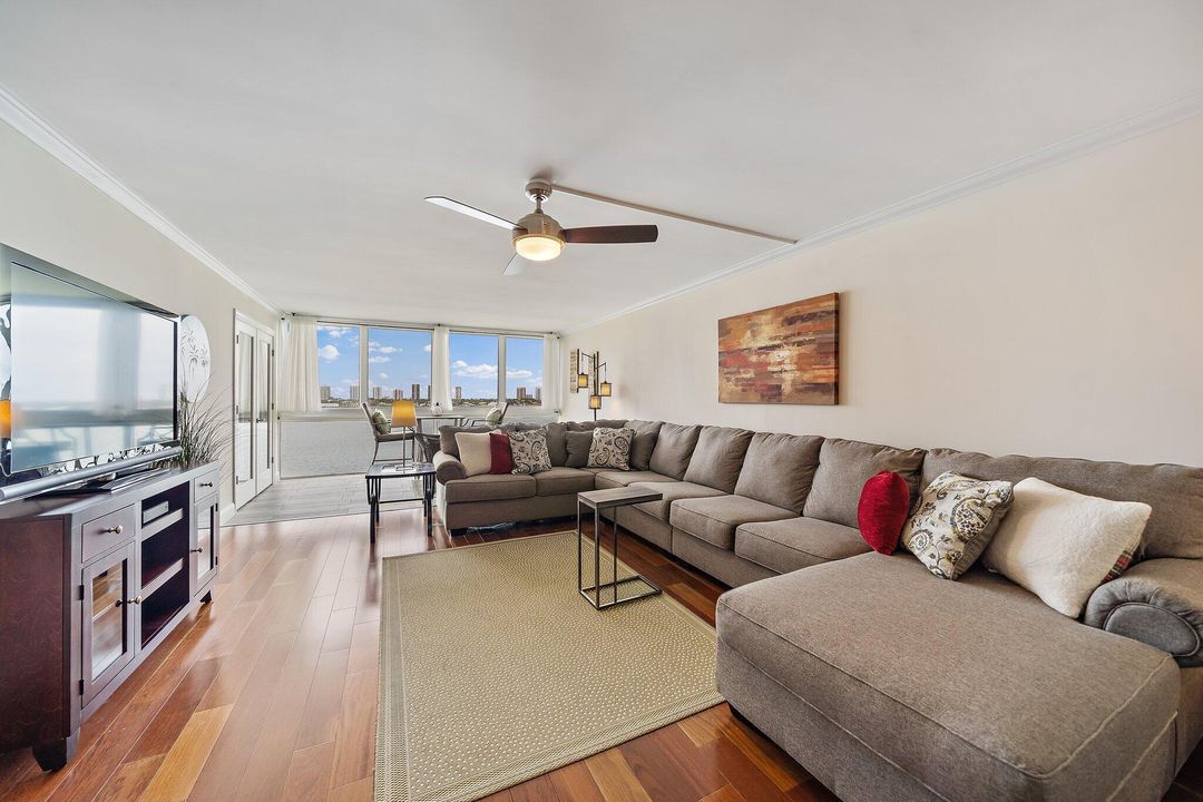 En Renta: $3,800 (2 camas, 2 baños, 1316 Pies cuadrados)