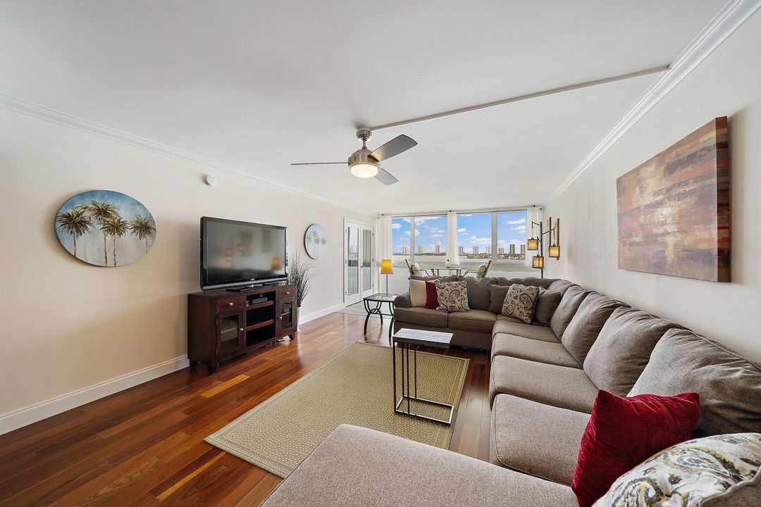 En Renta: $3,800 (2 camas, 2 baños, 1316 Pies cuadrados)