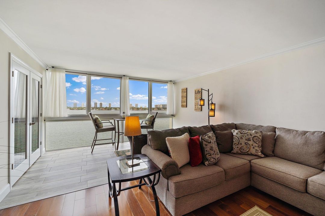 En Renta: $3,800 (2 camas, 2 baños, 1316 Pies cuadrados)