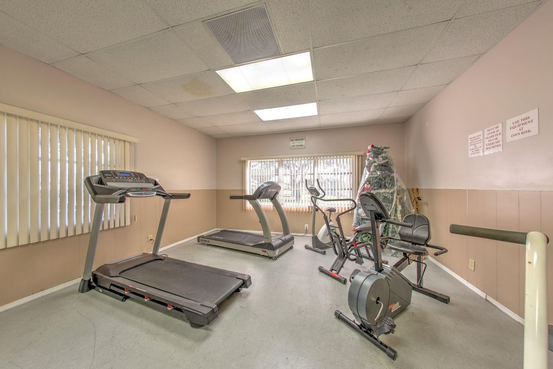 For Sale: $199,999 (2 beds, 2 baths, 1182 Square Feet)