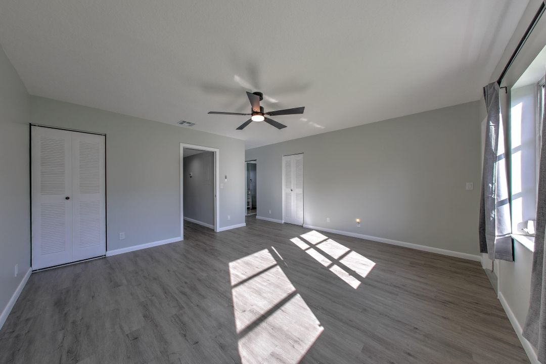 For Sale: $199,999 (2 beds, 2 baths, 1182 Square Feet)