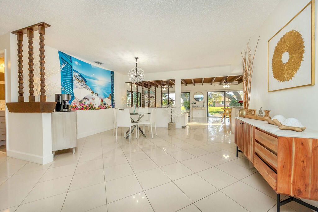 En Venta: $3,500,000 (4 camas, 3 baños, 3144 Pies cuadrados)