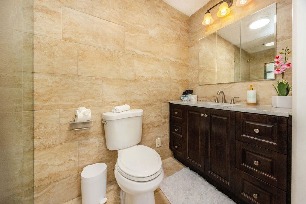 En Venta: $3,500,000 (4 camas, 3 baños, 3144 Pies cuadrados)