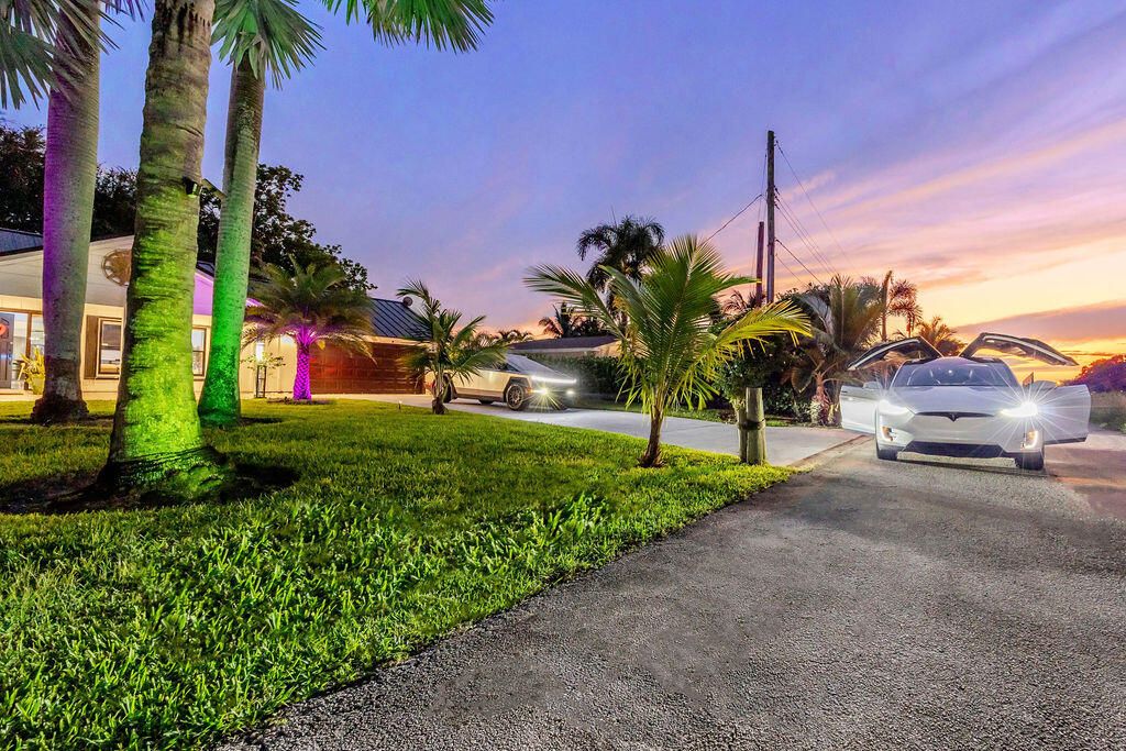 En Venta: $3,500,000 (4 camas, 3 baños, 3144 Pies cuadrados)