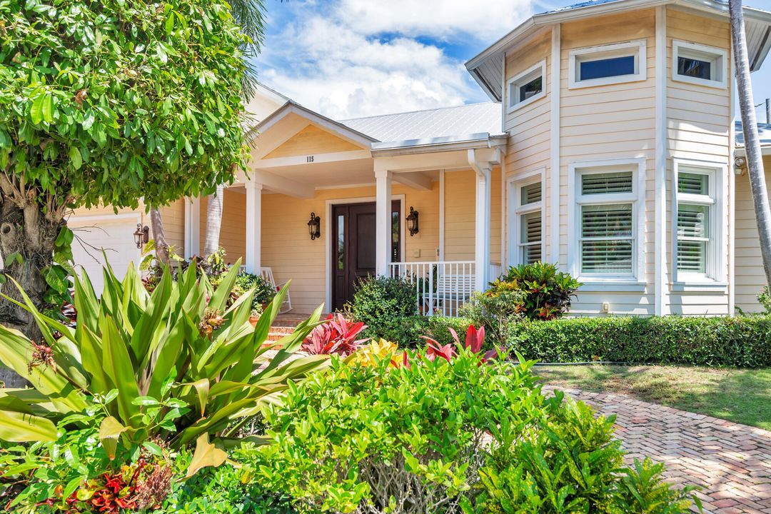 待售: $4,500,000 (3 贝兹, 3 浴室, 3293 平方英尺)