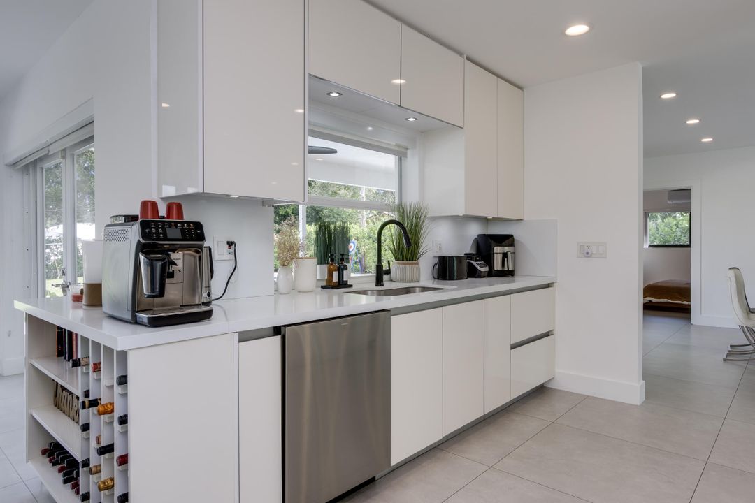 待售: $2,875,000 (3 贝兹, 2 浴室, 1980 平方英尺)