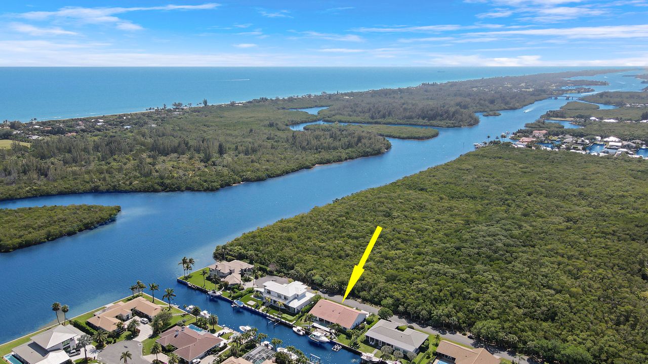 На продажу: $2,350,000 (3 спален, 3 ванн, 2744 Квадратных фут)