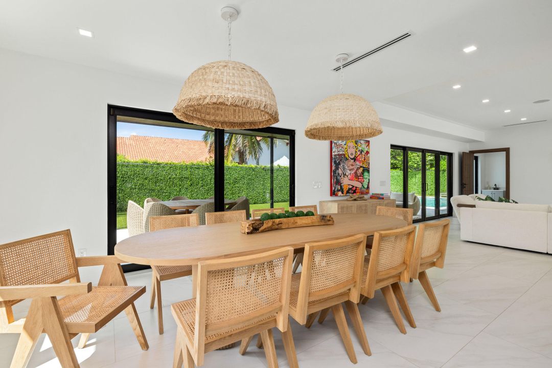 Active With Contract: $3,195,000 (4 beds, 2 baths, 2303 Square Feet)