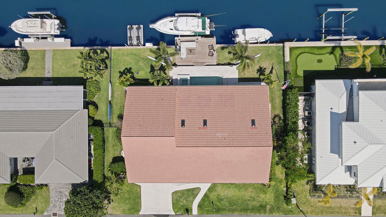 На продажу: $2,350,000 (3 спален, 3 ванн, 2744 Квадратных фут)