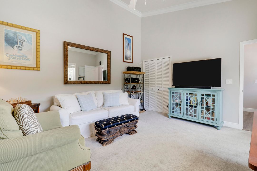 На продажу: $2,350,000 (3 спален, 3 ванн, 2744 Квадратных фут)